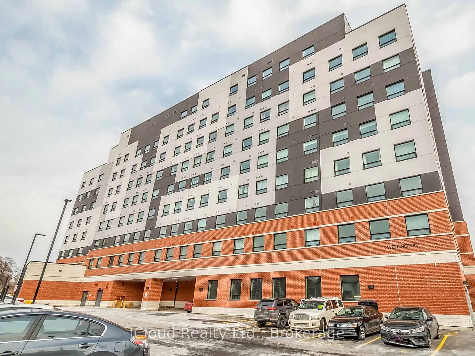 3 bed, $1,850 — Photo 1