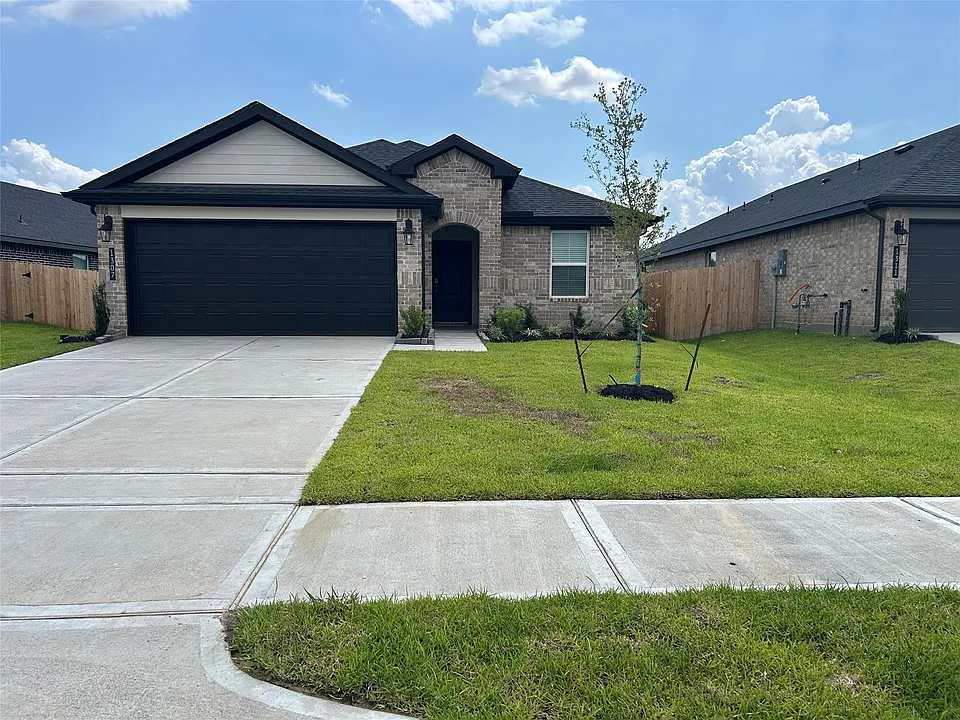 1307 Windom Court Way