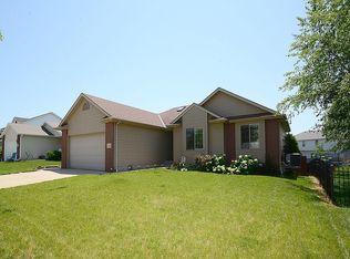 1609 Frisco Dr, Lincoln, NE 68521