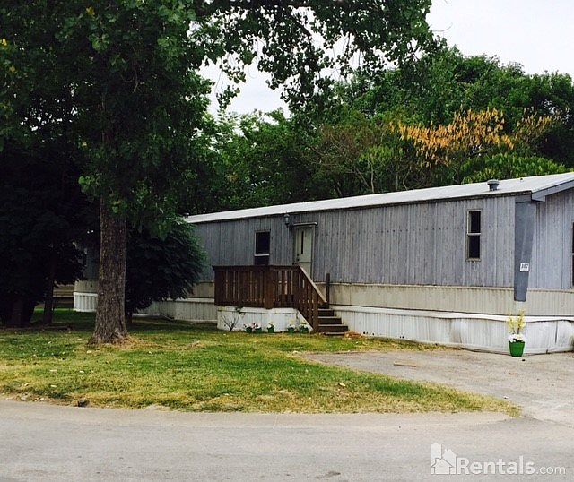 1st image of 1202 Eagle Rock Dr