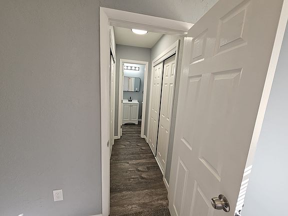 5th image of 707 NW Arlington Ave