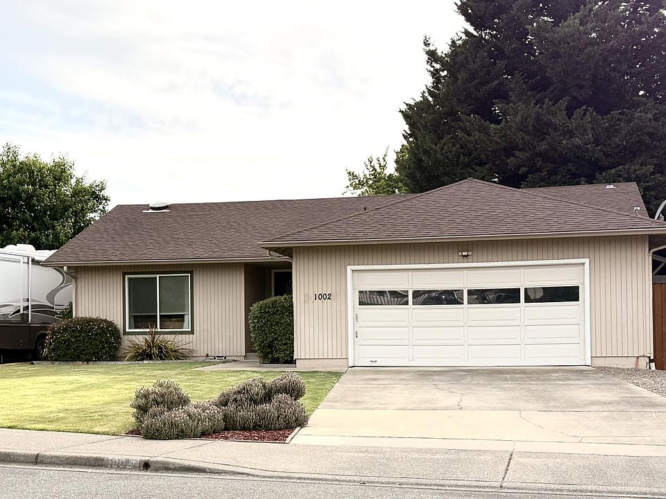 1st image of 1002 Angler Ln