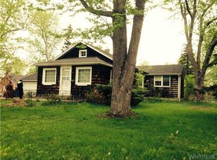 30 Catherine St, Williamsville, NY 14221