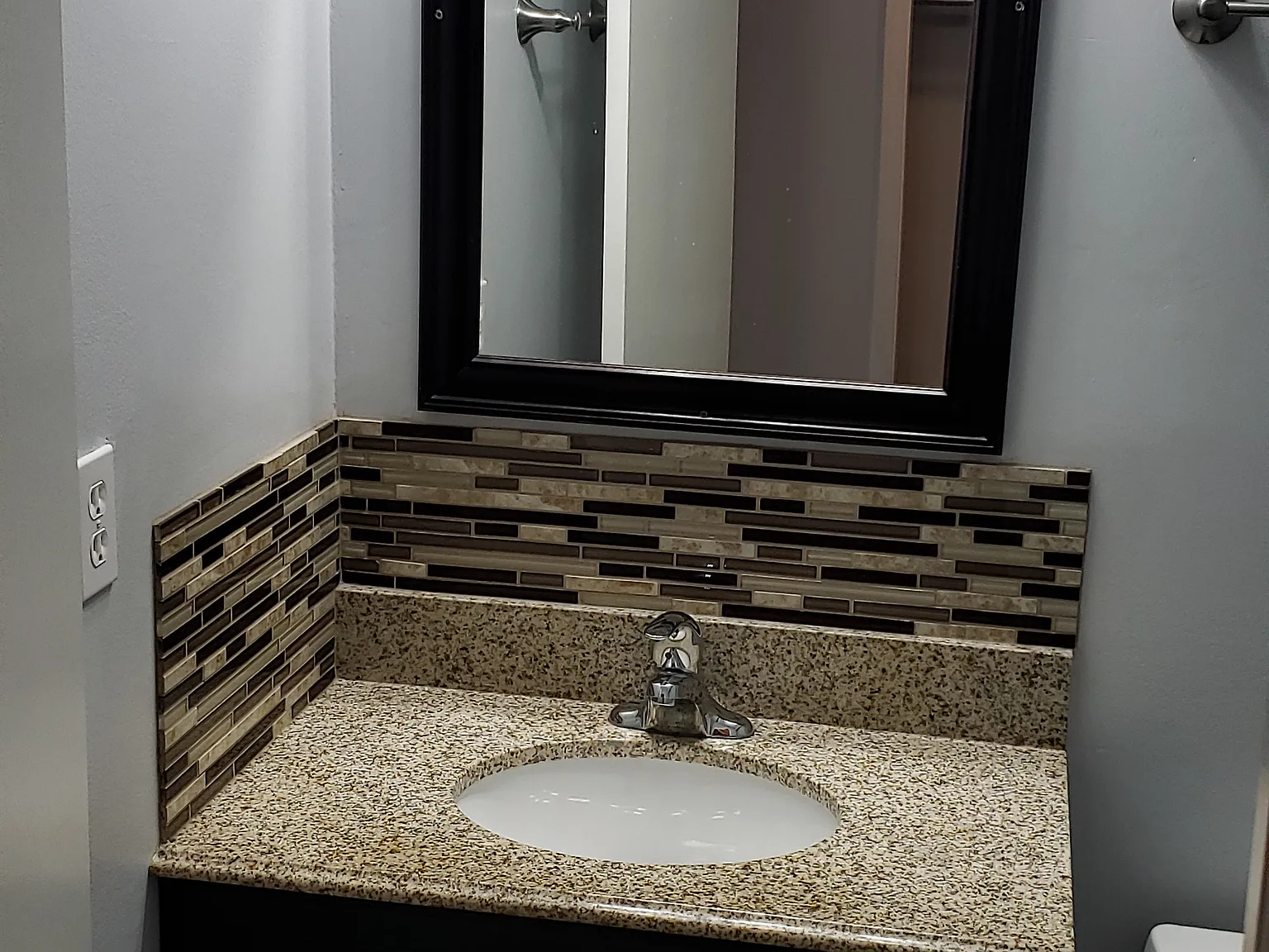 Studio, 400 sqft, $995 — Photo 3