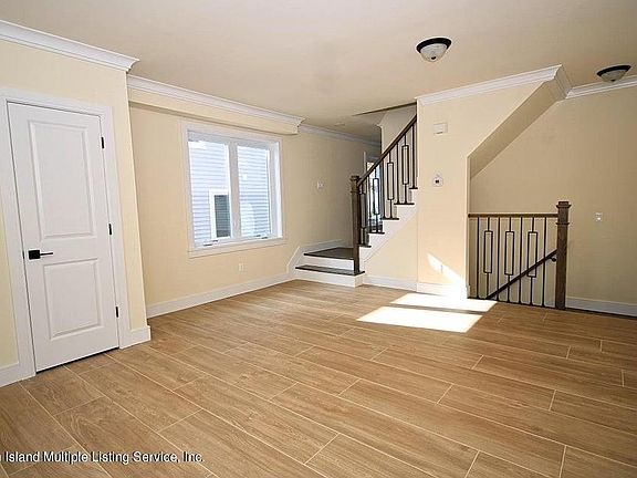 3rd image of 94 Lenevar Ave