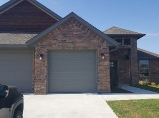 9016 NW 88th St, Yukon, OK 73099