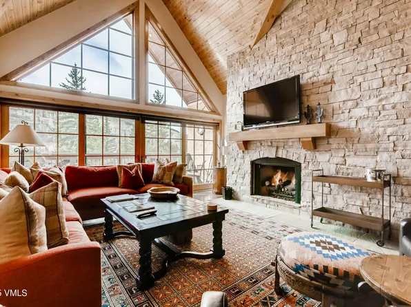 434 S Frontage Rd E APT 403, Vail, CO 81657