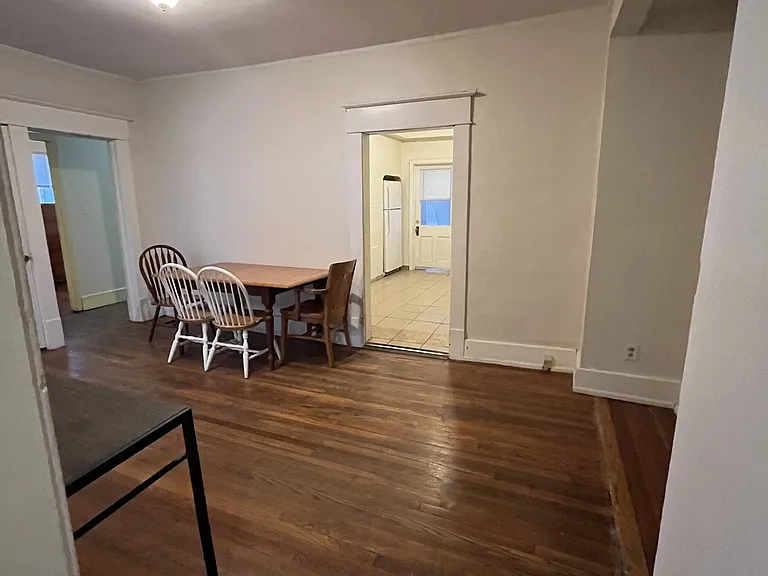 812 W Main St #1 — Photo 2