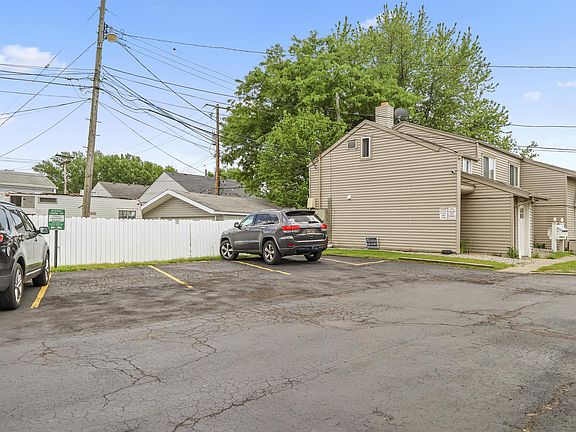 5th image of 26324 Harper Ave #1