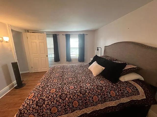 27 Cowan St #1 — Photo 9