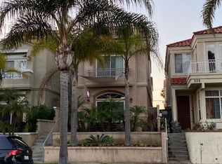 323 18th St, Huntington Beach, CA 92648