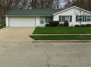 222 Clara Ave, Rockford, IL 61104