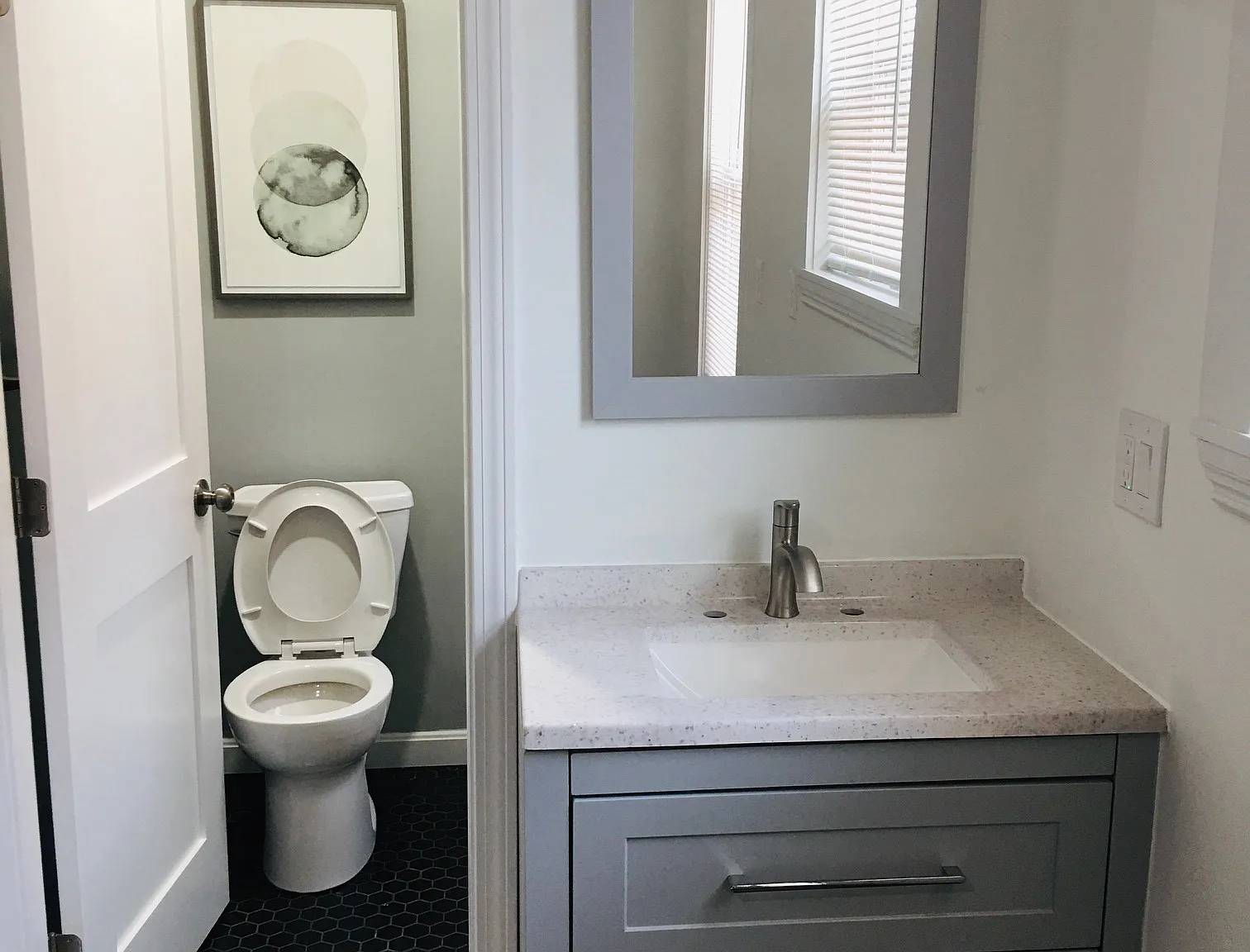 Studio, 9999 sqft, $1,900 — Photo 3