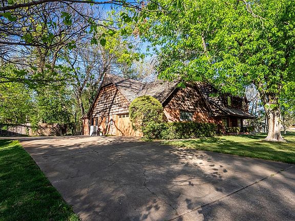 3rd image of 3127 Walnut Rd