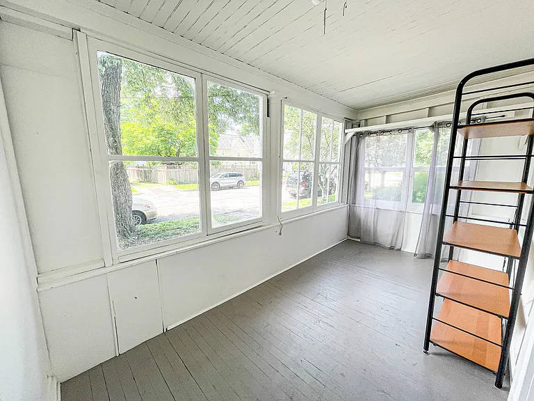 310 Farm Street — Photo 26