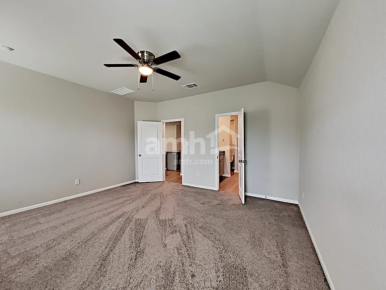 2709 Iberia Ct — Photo 9
