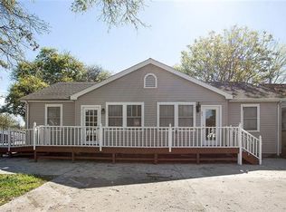 2223 Paris Rd, Chalmette, LA 70043