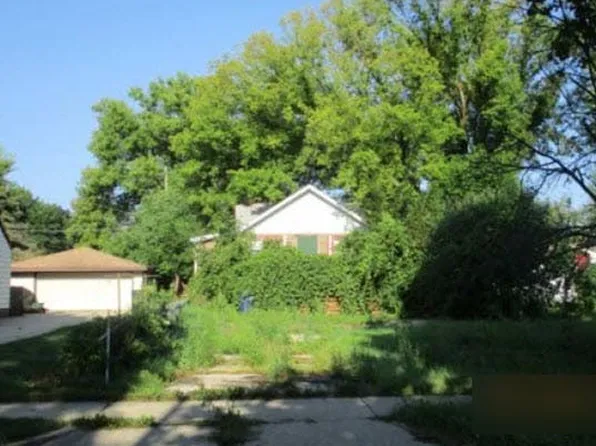 7129 N 42nd St, Milwaukee, WI 53209