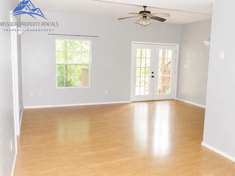216 Spring Meadows Pkwy — Photo 17
