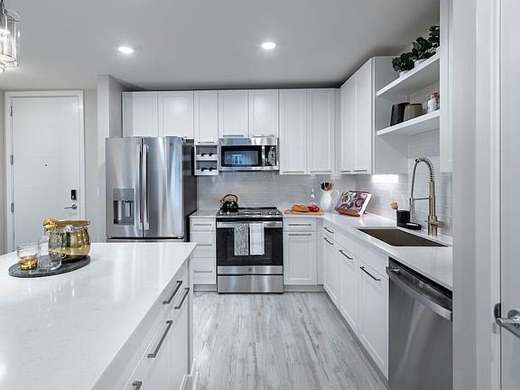 2nd image of 800 Rockwell Ave #767