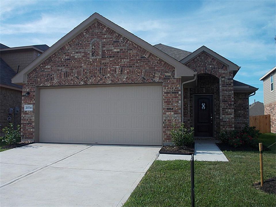 1st image of 20714 Winghaven Dr