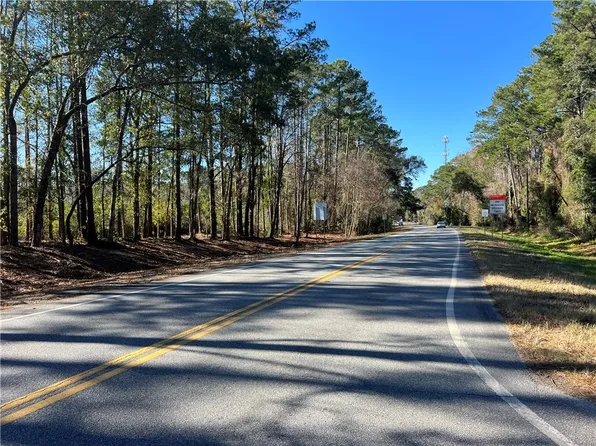 168 Petersville Rd, Brunswick, GA 31525