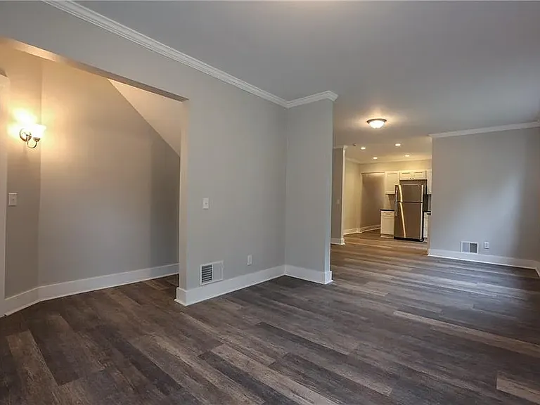 425 Gregory St #1 — Photo 8