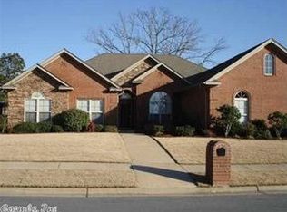 258 Summit Valley Cir, Maumelle, AR 72113
