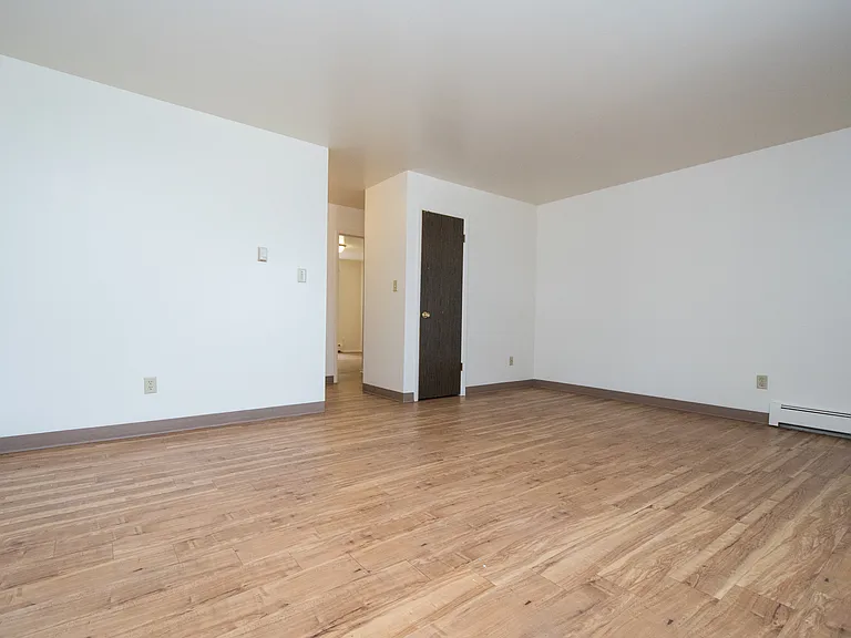 1720 Azalea Ct #4 — Photo 5