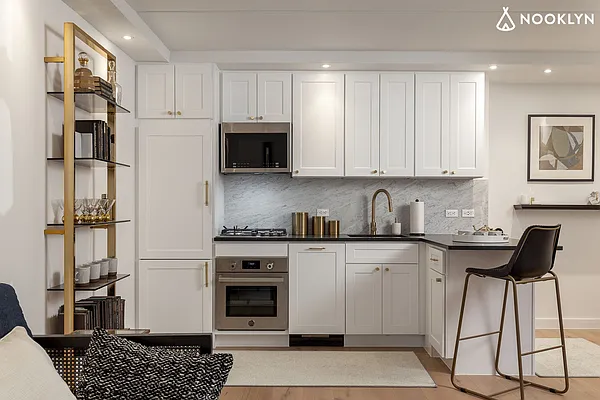 Rented by Nooklyn NYC LLC | media 25