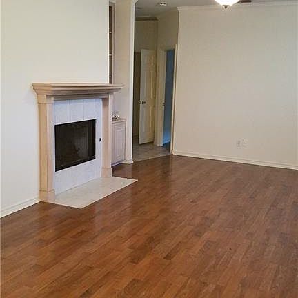 4th image of 4022 Wood River Dr APT 7A