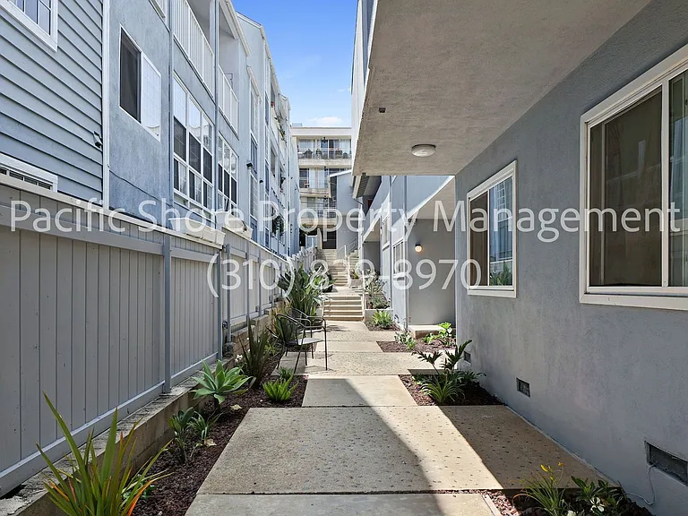 Gorham Apartments — Photo 13