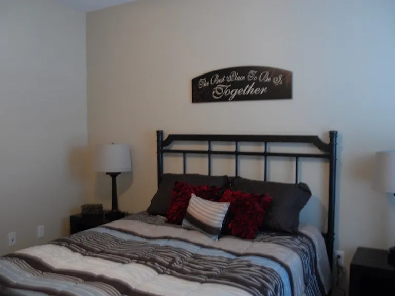 404 N Cattleman Dr — Photo 4