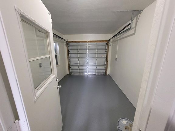 3rd image of 516 NW 54th St #516