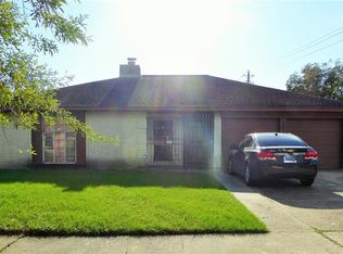 15135 Old Creek Rd, Houston, TX 77060