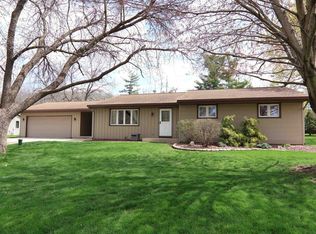 1722 N Parker Dr, Janesville, WI 53545