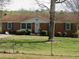 405 Woodberry Dr, Wingate, NC 28174