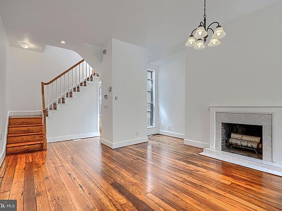 5th image of 109 S Stricker St