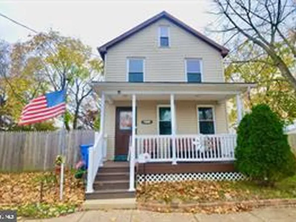 10 W 5th St, Florence, NJ 08518