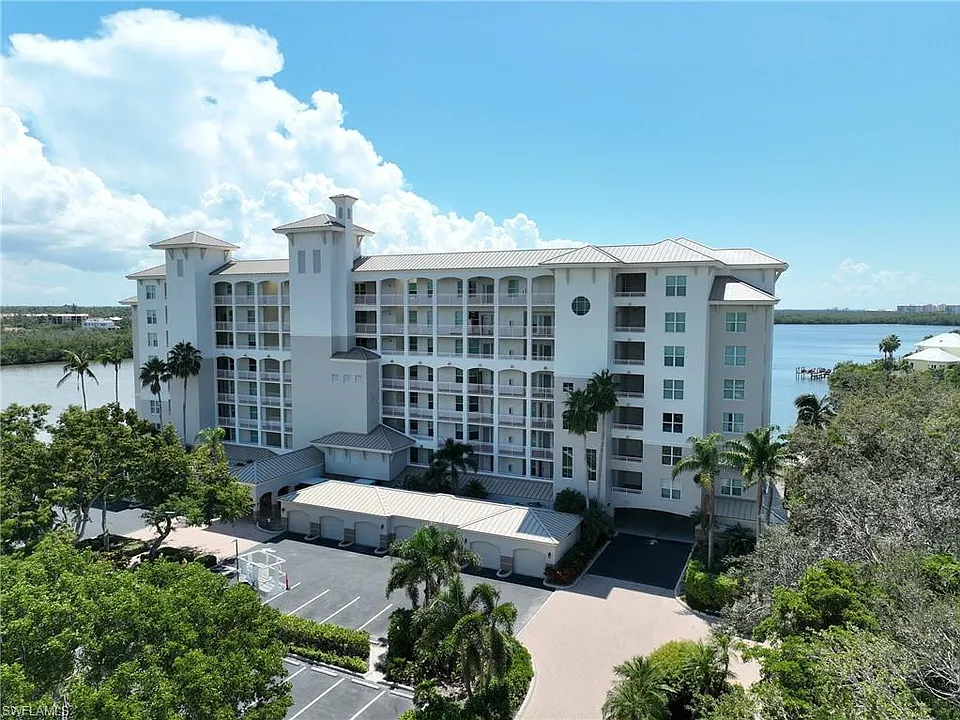 4975 Bonita Beach Rd #106