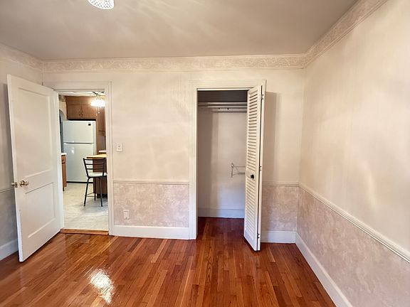 4th image of 67 Park Ave