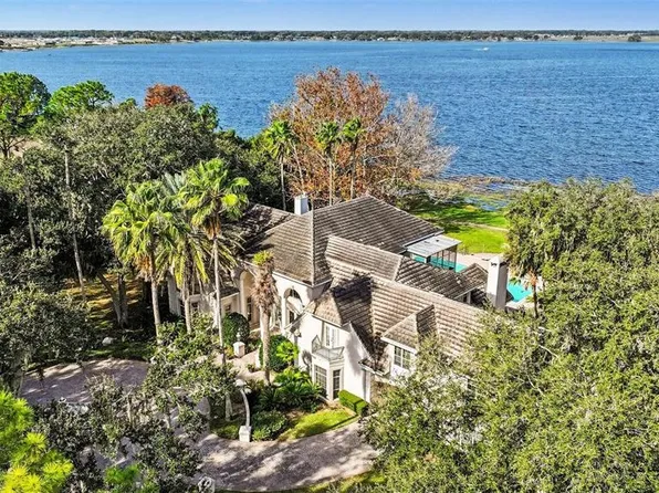 135 Van Fleet Ct, Auburndale, FL 33823