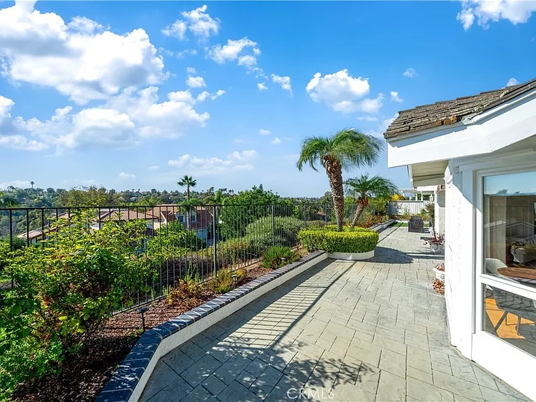 28651 Placida Ave — Photo 27