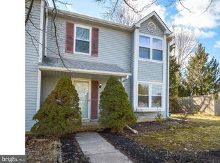 72 Hunt Dr, Horsham, PA 19044