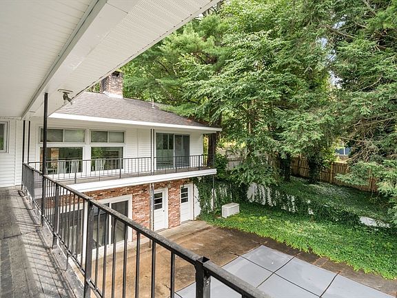 5th image of 620 Edmands Rd