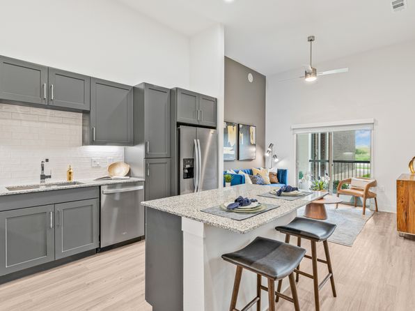 1250 Randall St #7309