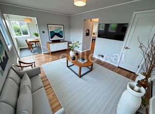 7222 E Burnside St APT 6, Portland, OR 97215