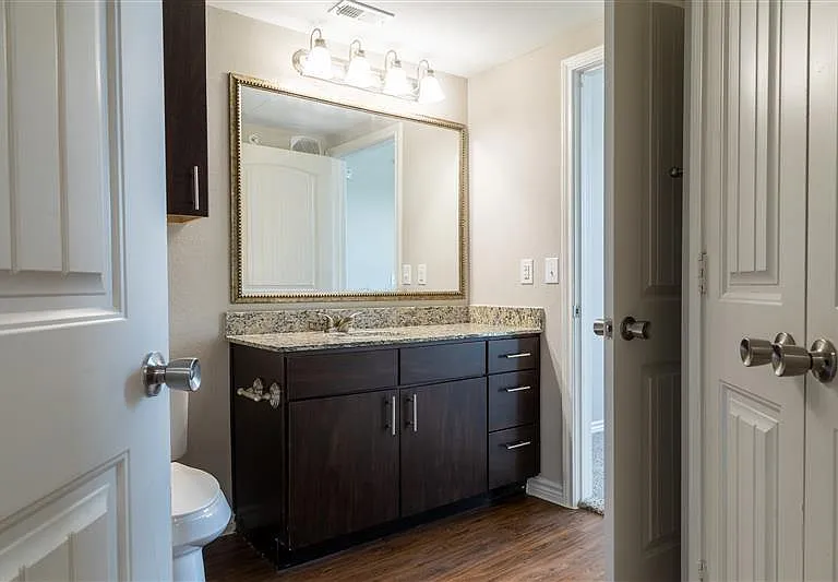 Delray Apartments — Photo 33