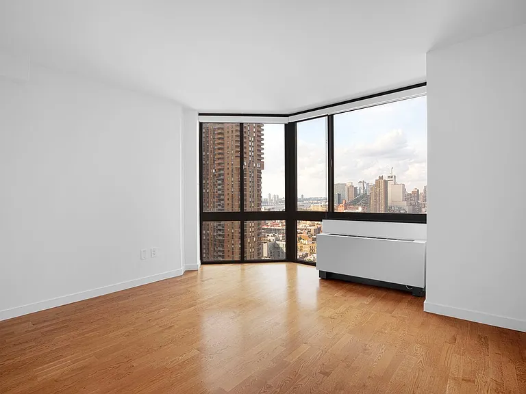 420 W 42nd St #34F — Photo 3