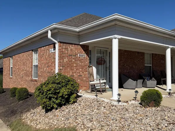 8625 Applegate Village Dr, Louisville, KY 40219